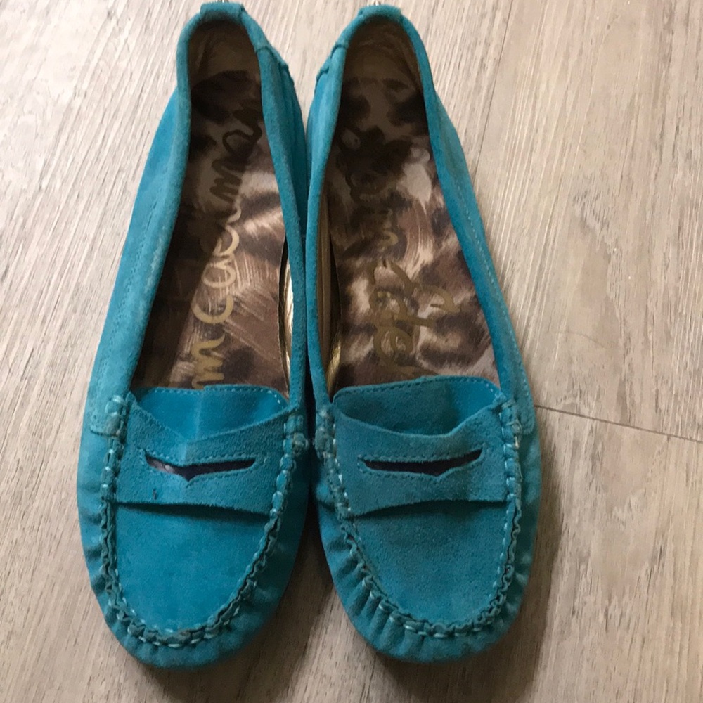 Beautiful suede loafers!